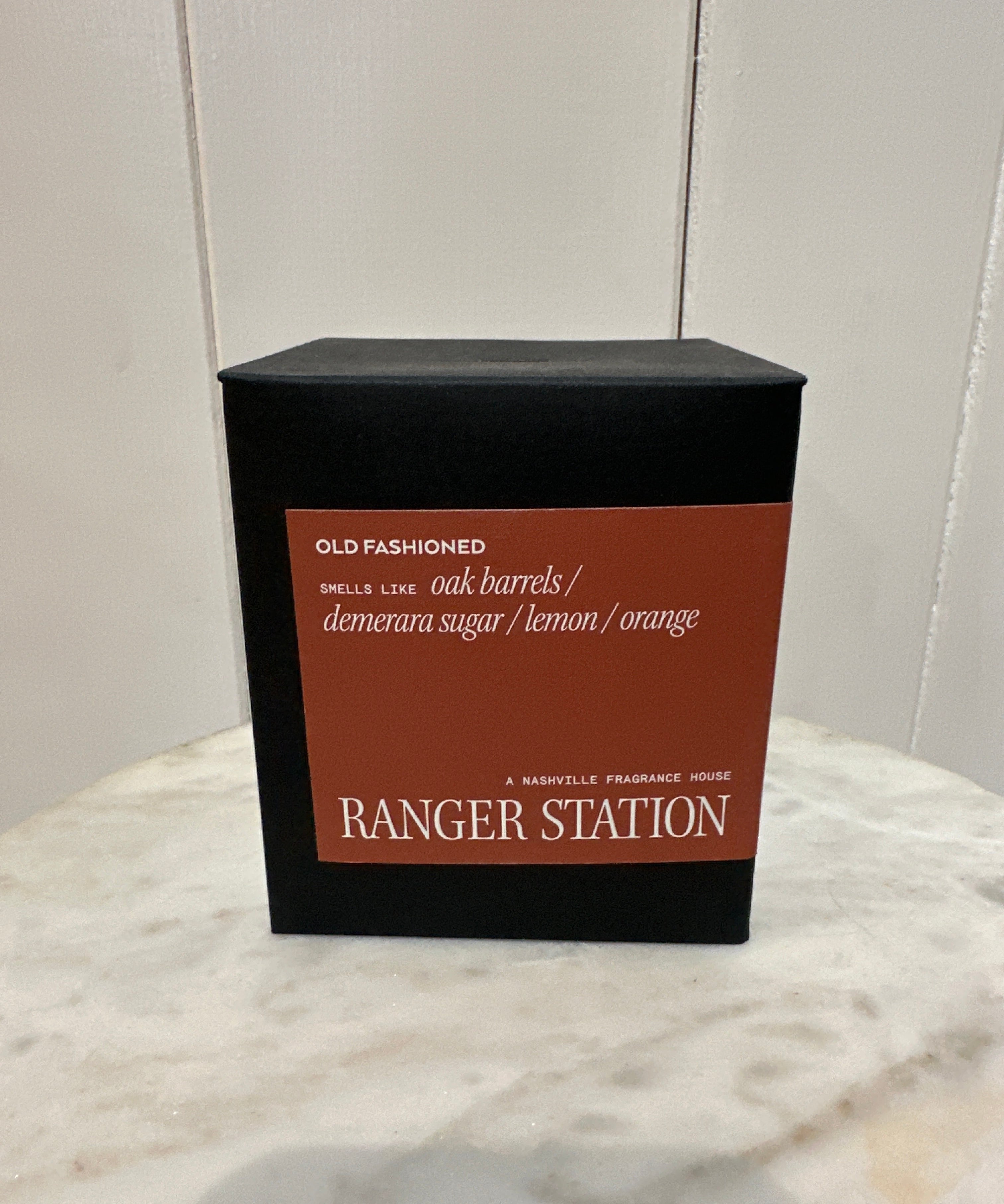 RANGER STATION CANDLE 8OZ LEATHER/PINE O/S