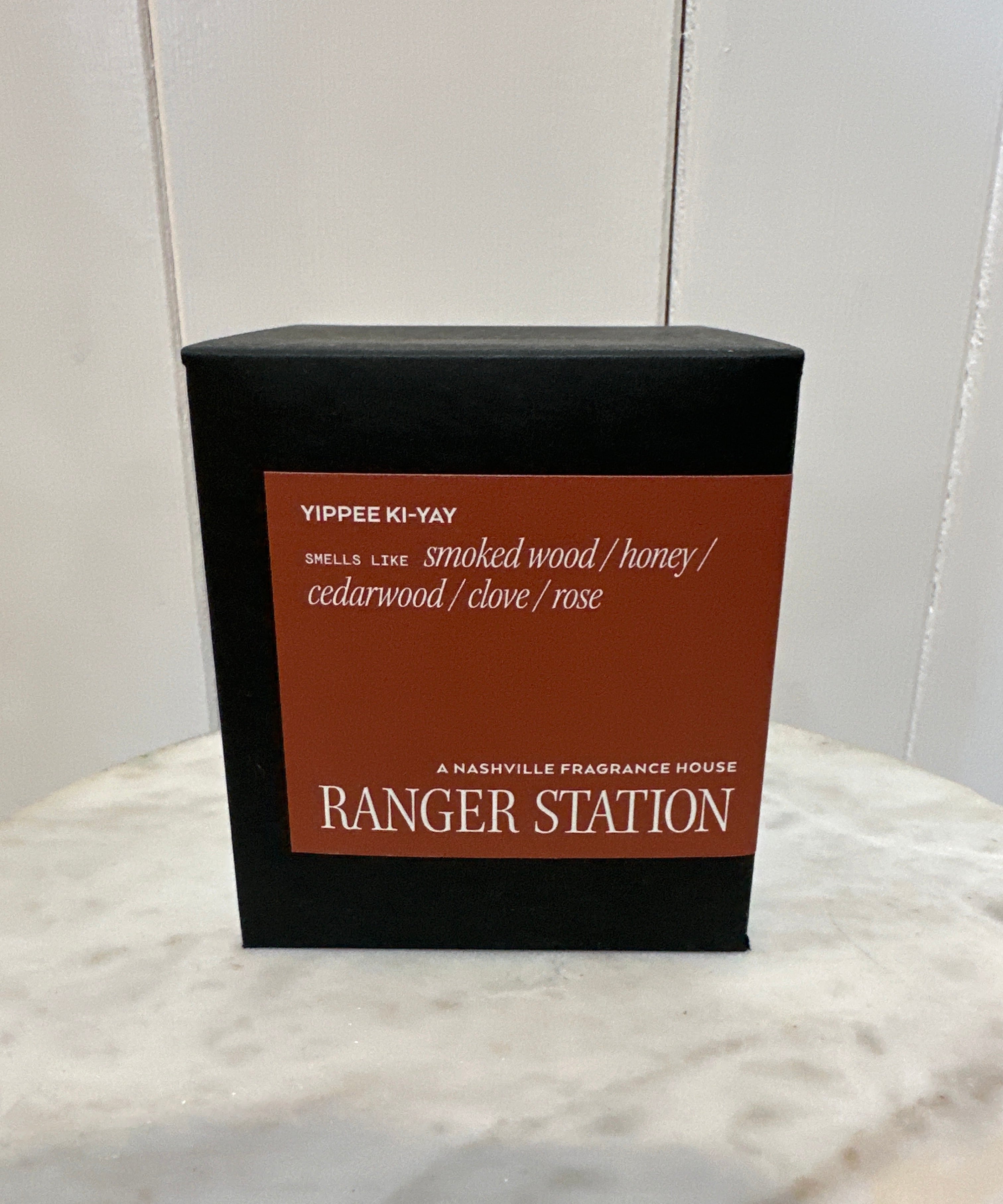 RANGER STATION CANDLE 8OZ LEATHER/PINE O/S