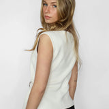 SLVLESS WRAP KNIT TOP WHITE