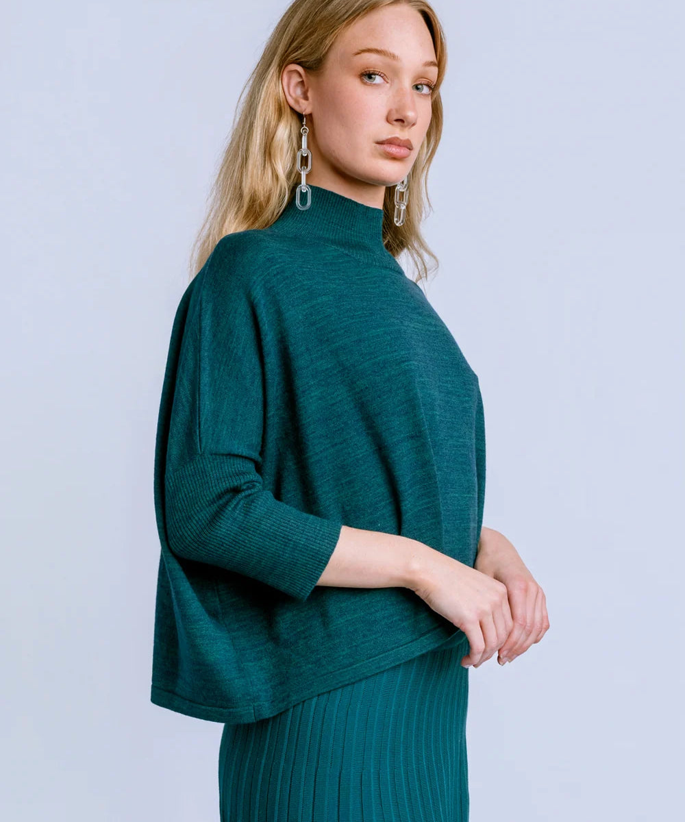 ORTHO SOLID SWEATER