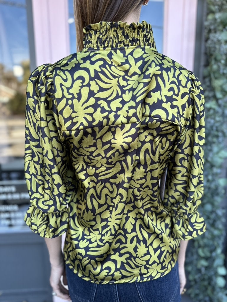 SMOCKED NECK BALLOON SLEEVE TOP