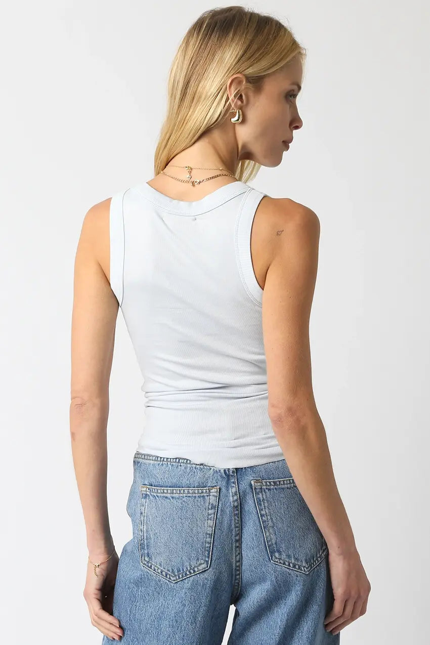RIBBED HIGH SCOOP NECK TANK