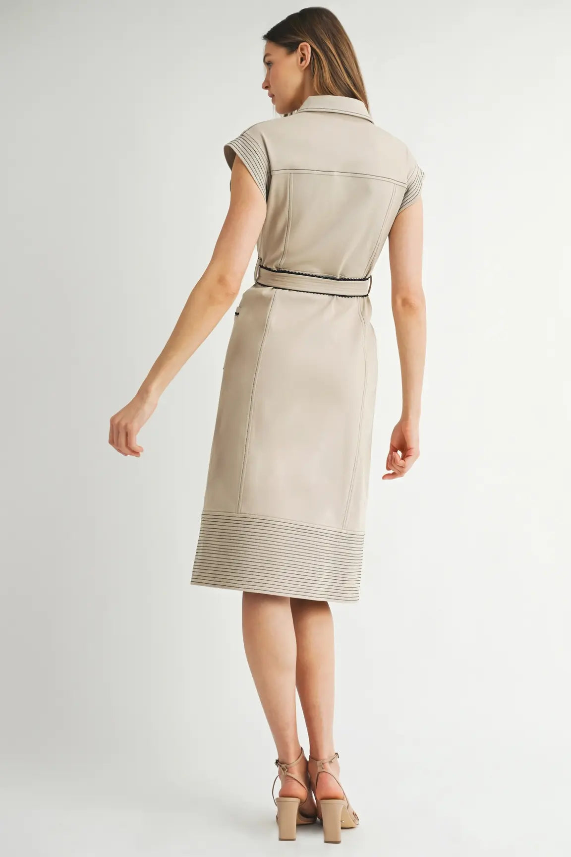 COLLARD BLACK ACCENT MIDI DRESS W/BELT