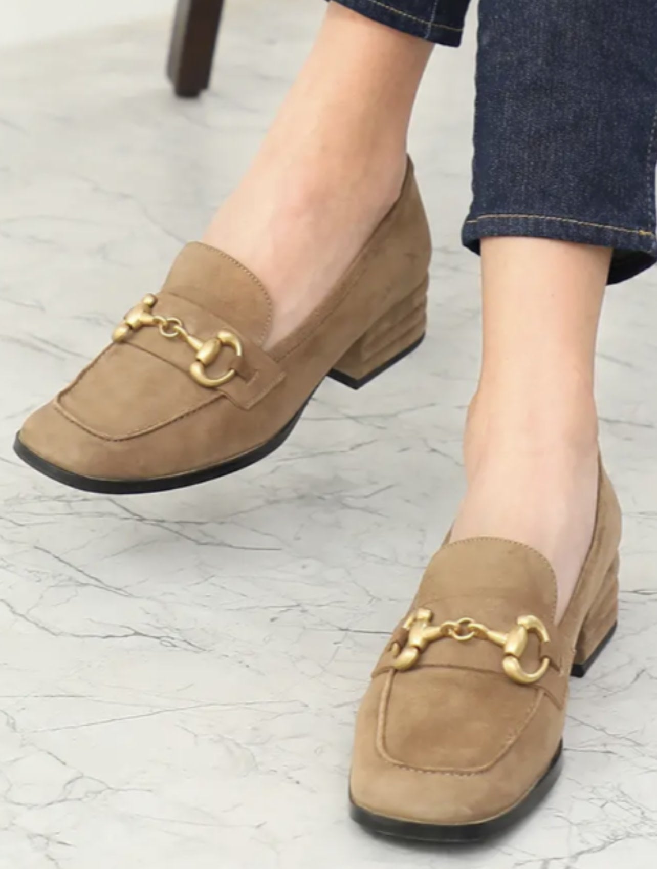 SUEDE LOAFER PUMP