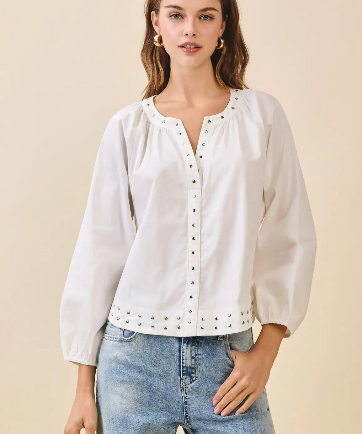 SILVER STUD LSLV BLOUSE