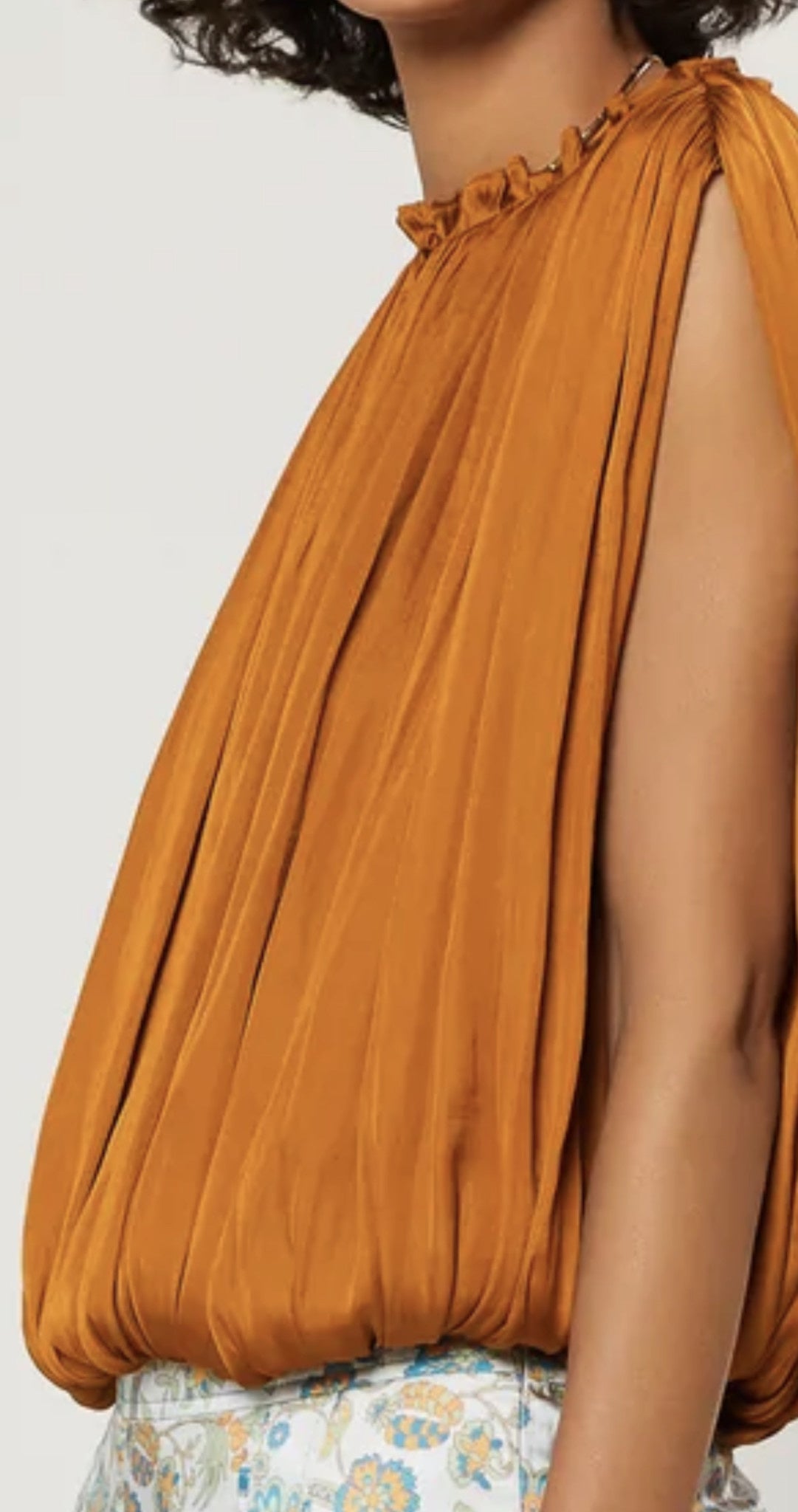 SLVLS SHIRRING TOP