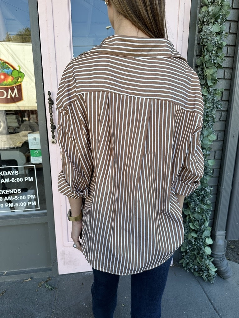 BUTTON DOWN BOYFRIEND STRIPED TOP
