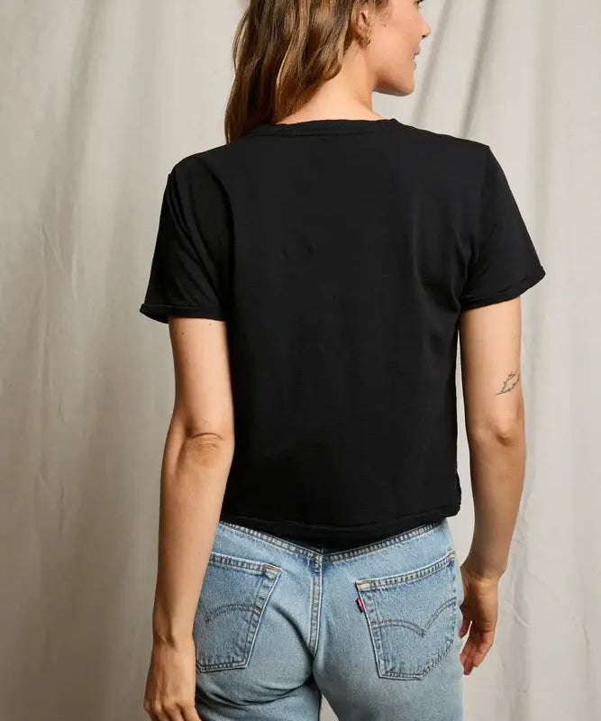 BECKETT VNECK TEE