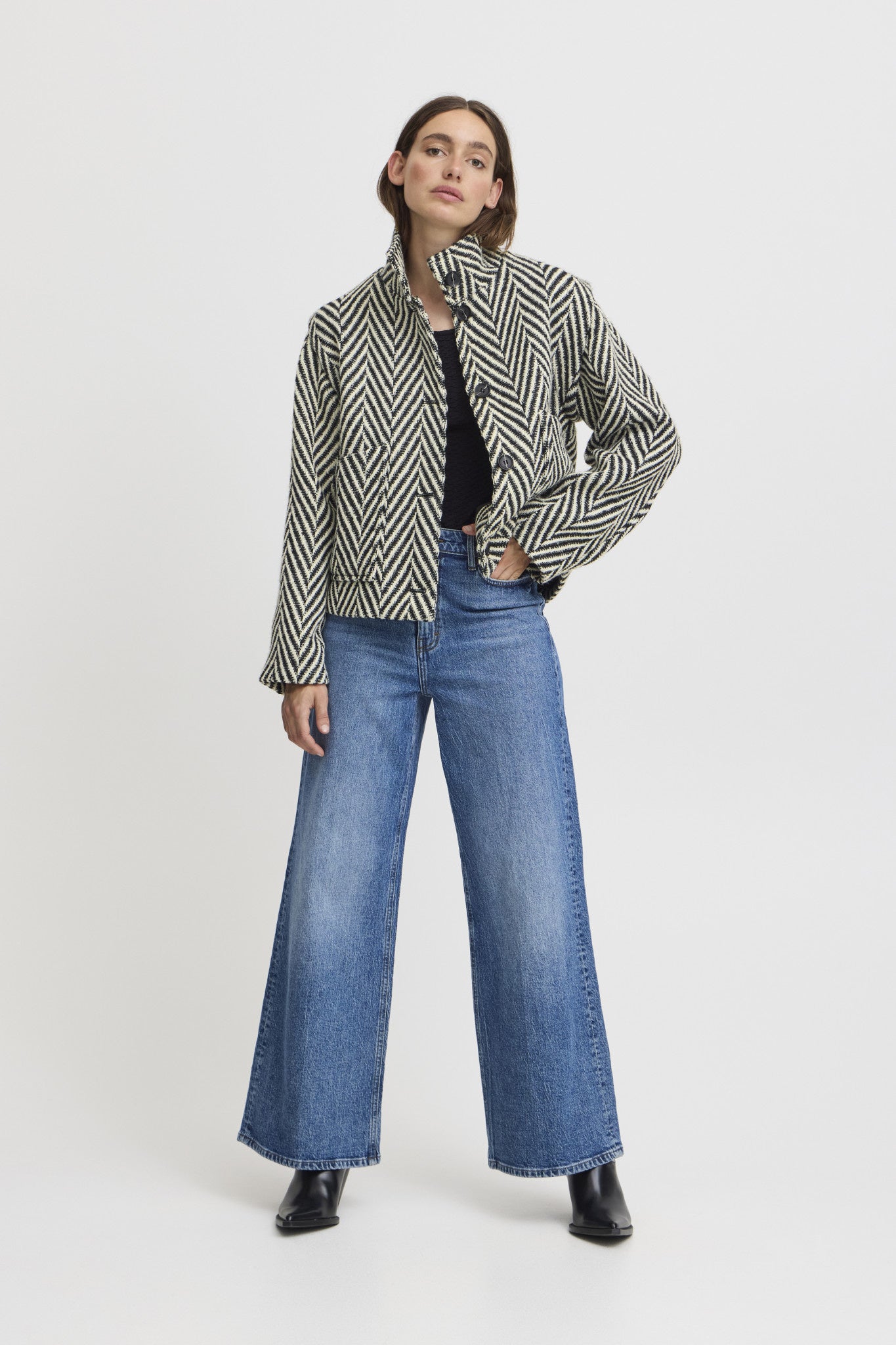 TAYLOR HERRINGBONE JACKET