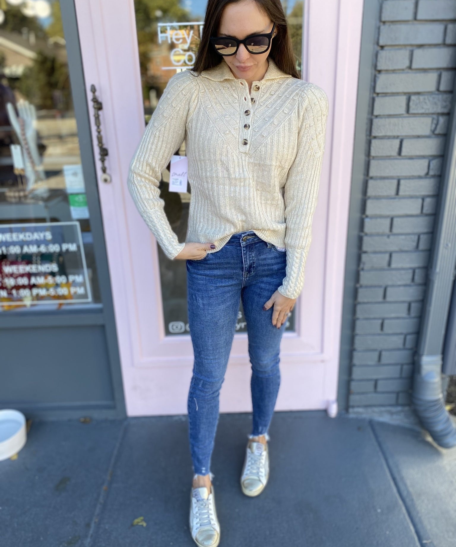 HALF BUTTON CABLE KNIT DETAIL SWEATER