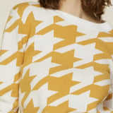HERRINGBONE CREWNECK SWEATER