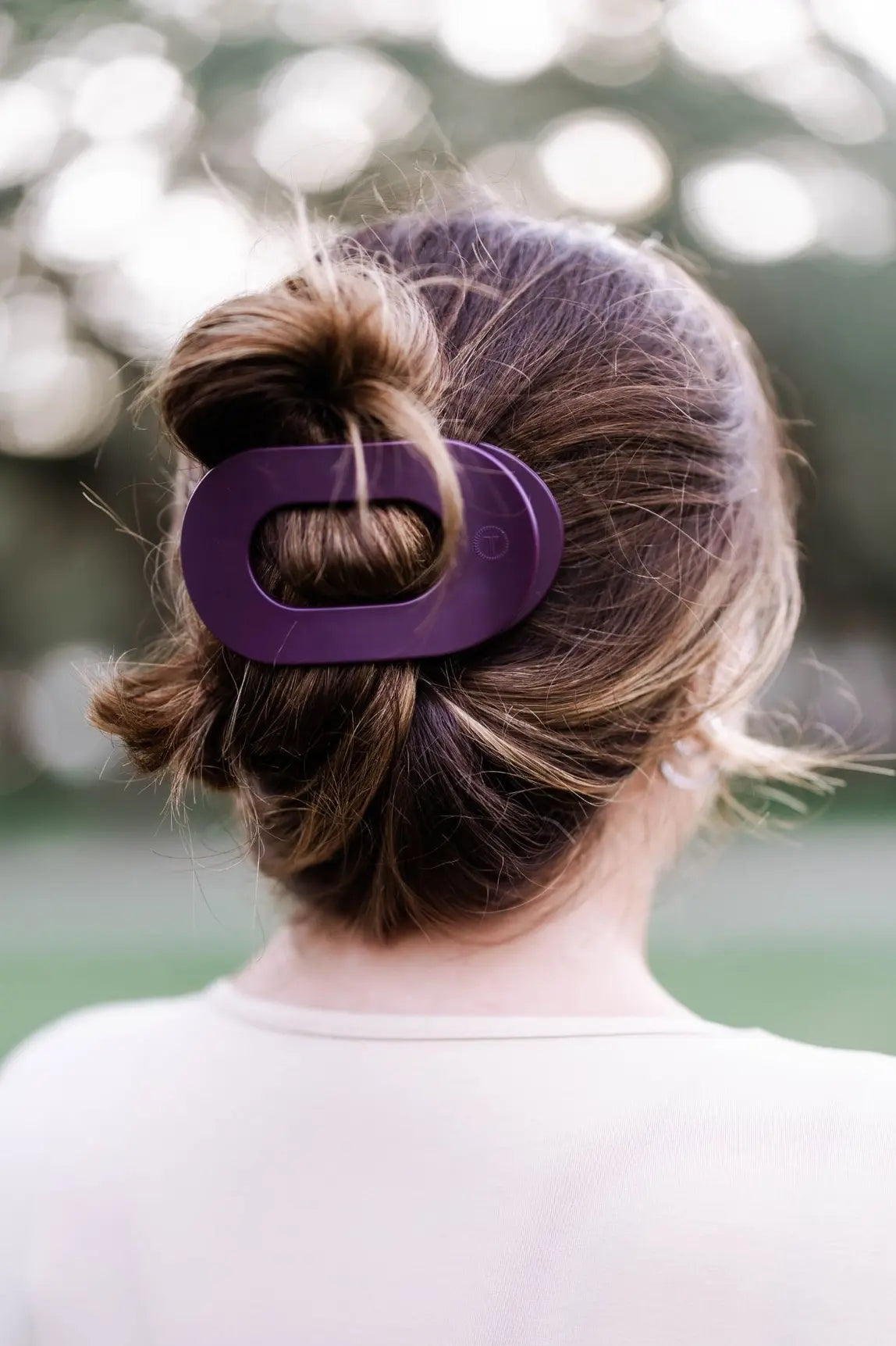ROUND FLAT HAIR CLIP LARGE- BURGUNDY BLISS