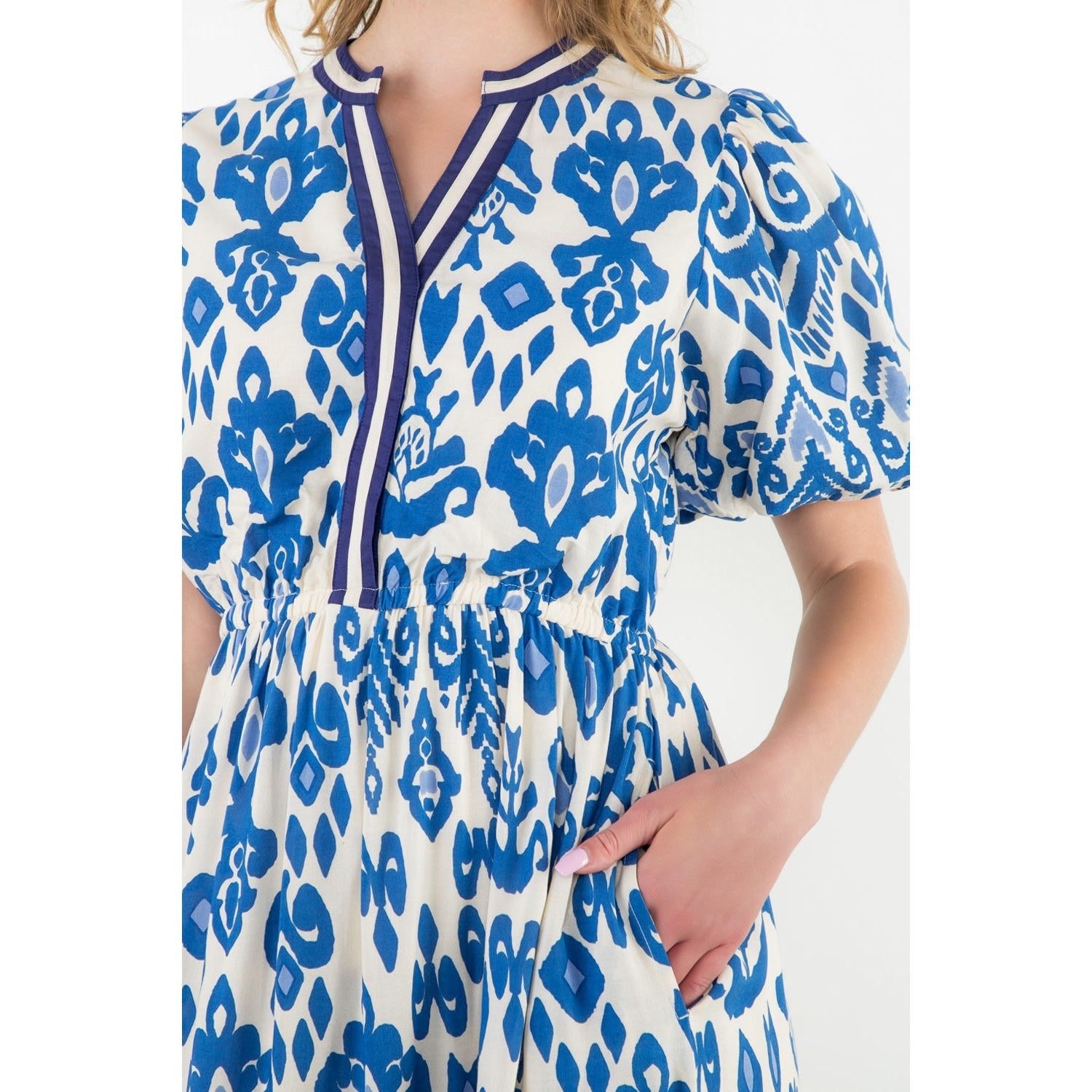 PUFF SLEEVE IKAT PRINT MAXI DRESS