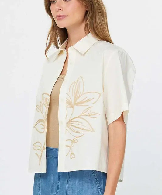 SSLV BUTTON DOWN W/EMB MOTIF