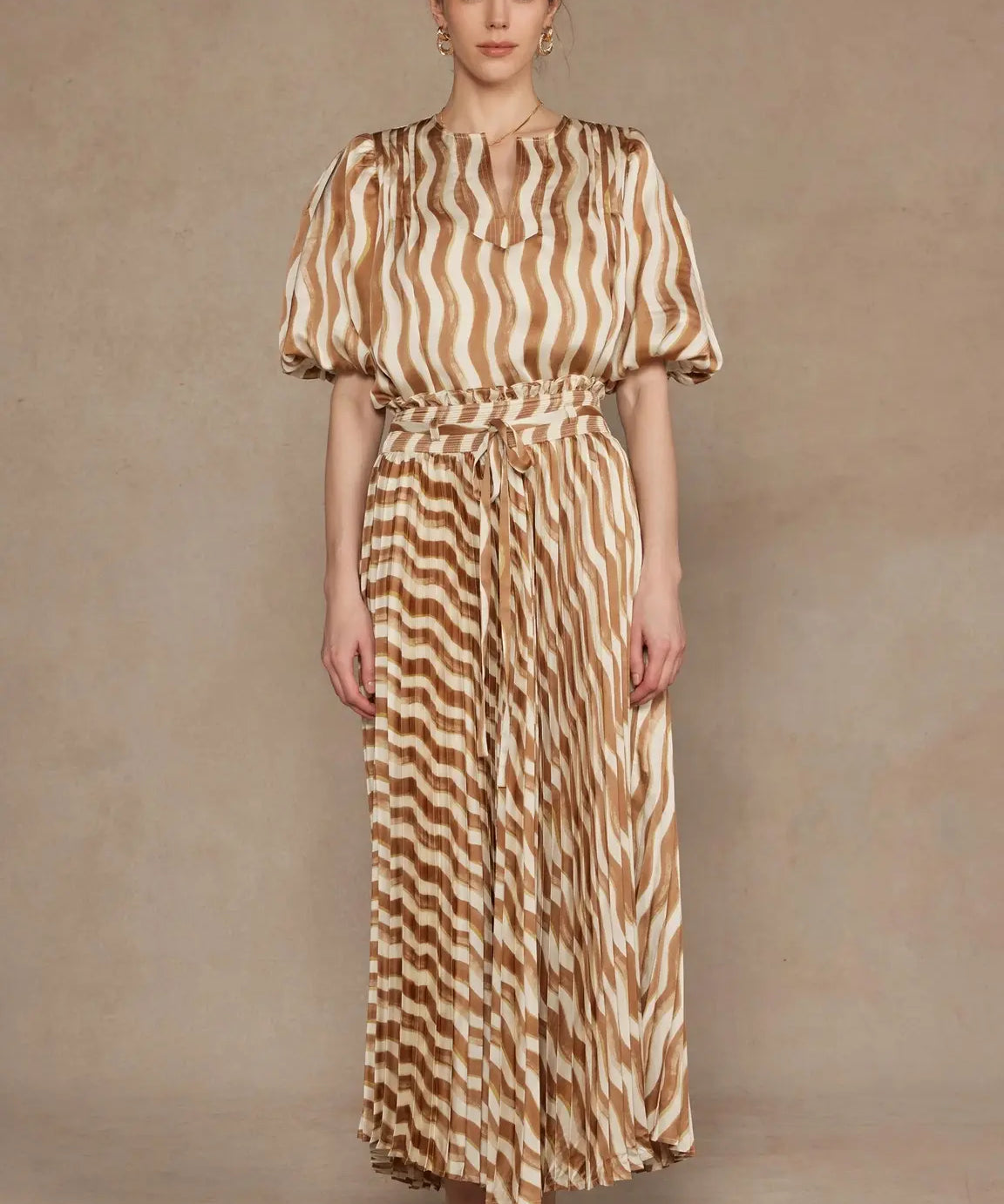 WAVY STRIPE PLEATED MIDI SKIRT
