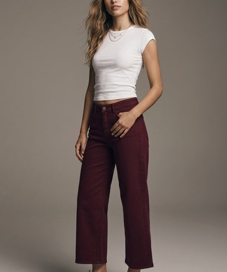 Cropped wide leg jeans