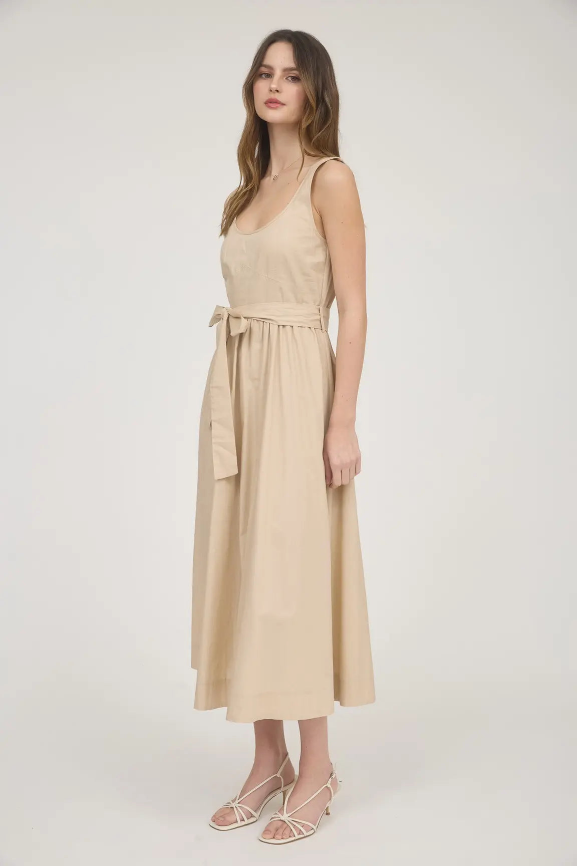 SLVLESS A-LINE MIDI W/ TIE BELT