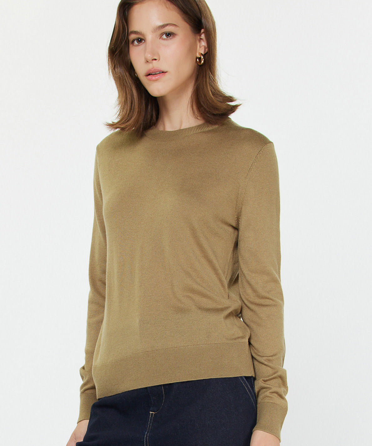 ROUND NECK PULLOVER SWEATER
