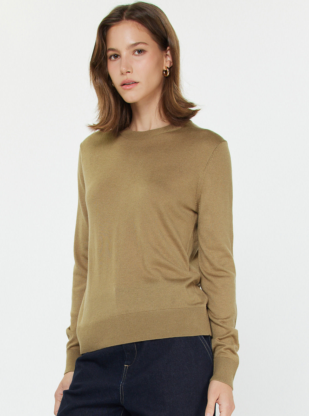ROUND NECK PULLOVER SWEATER