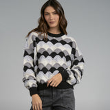 ROUND NECK SCALLOP STRIPE SWEATER