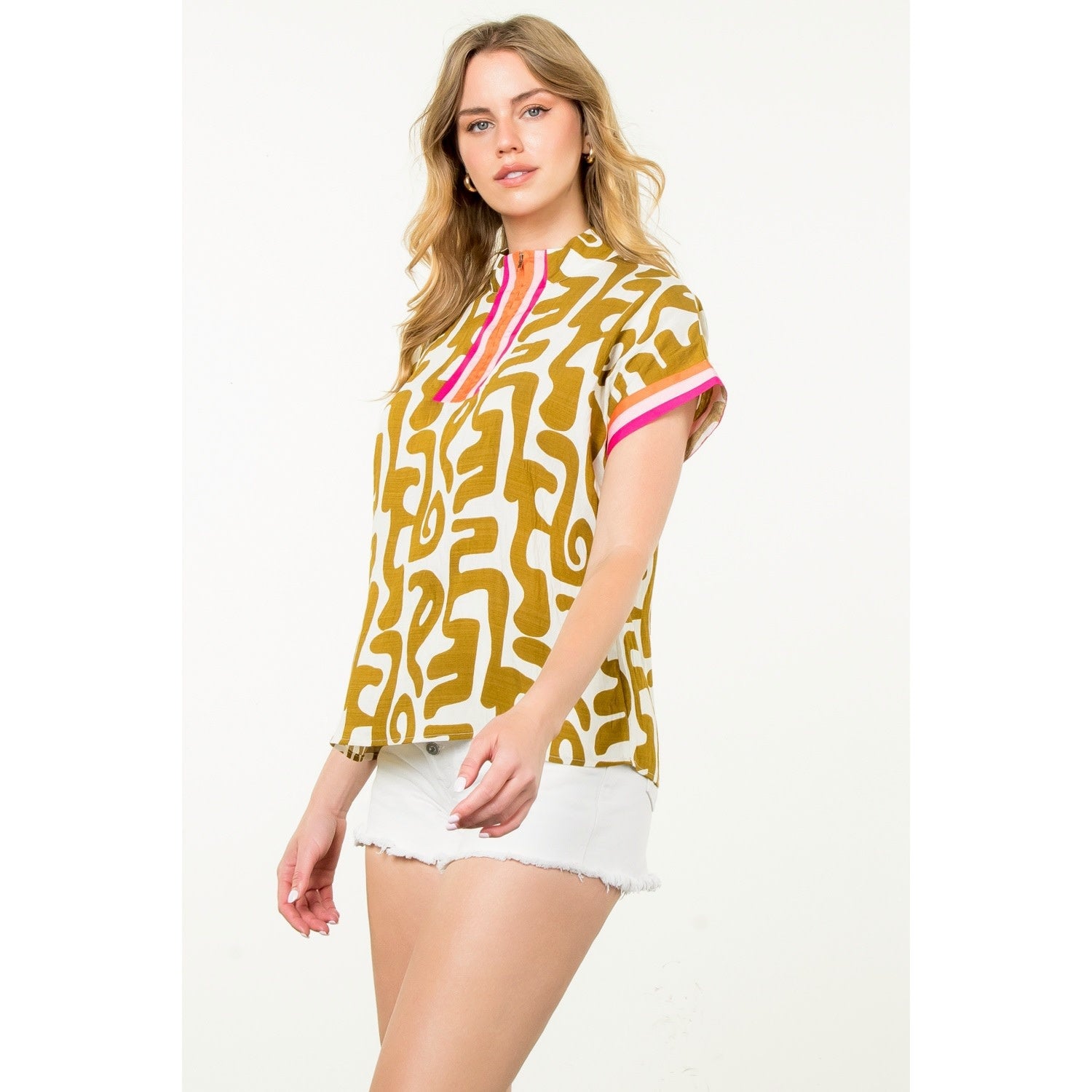 SSLV PRINT TOP W/CONTRASTING DETAIL (Additional Colors)
