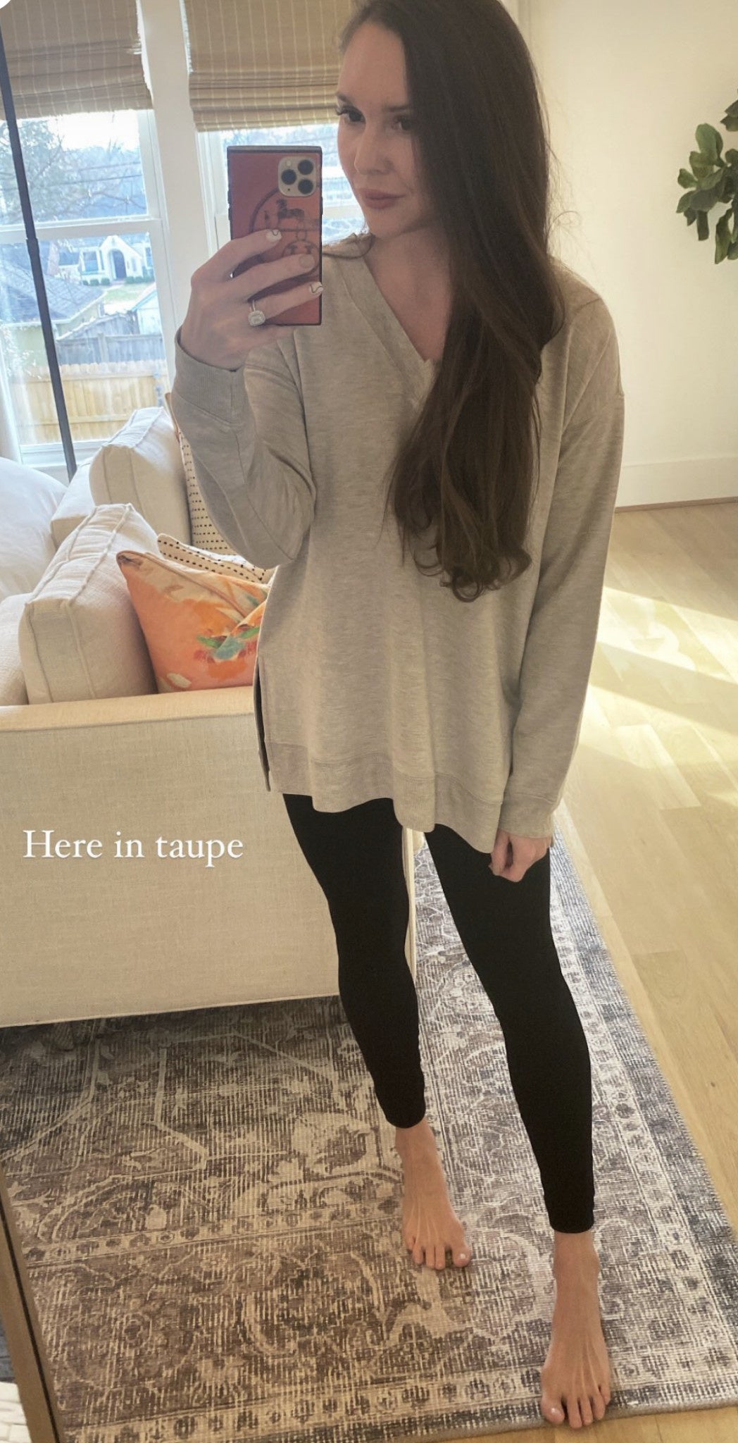 V NECK ATHLEISURE TOP