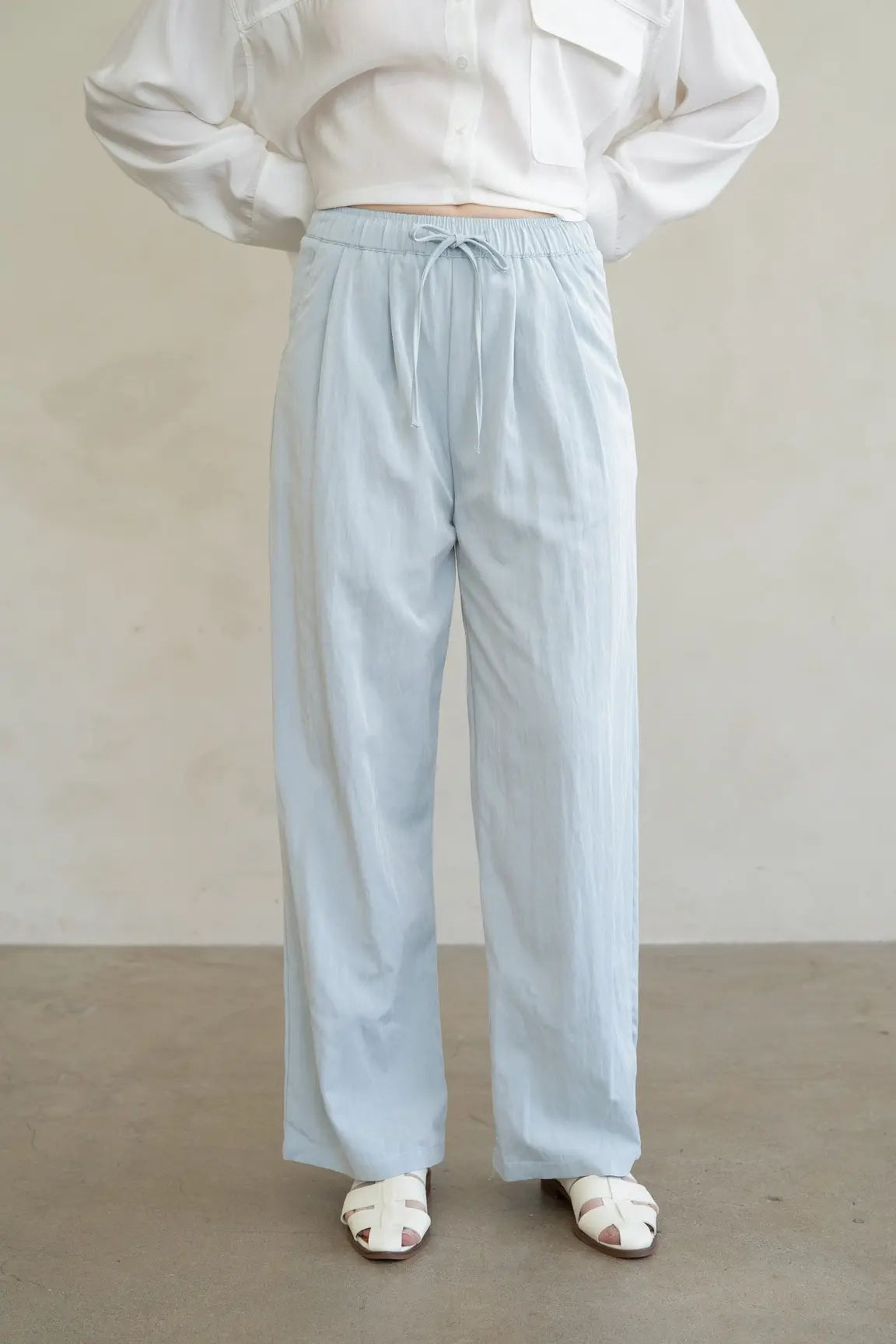 WIDE LEG DRAWSTRING PANT