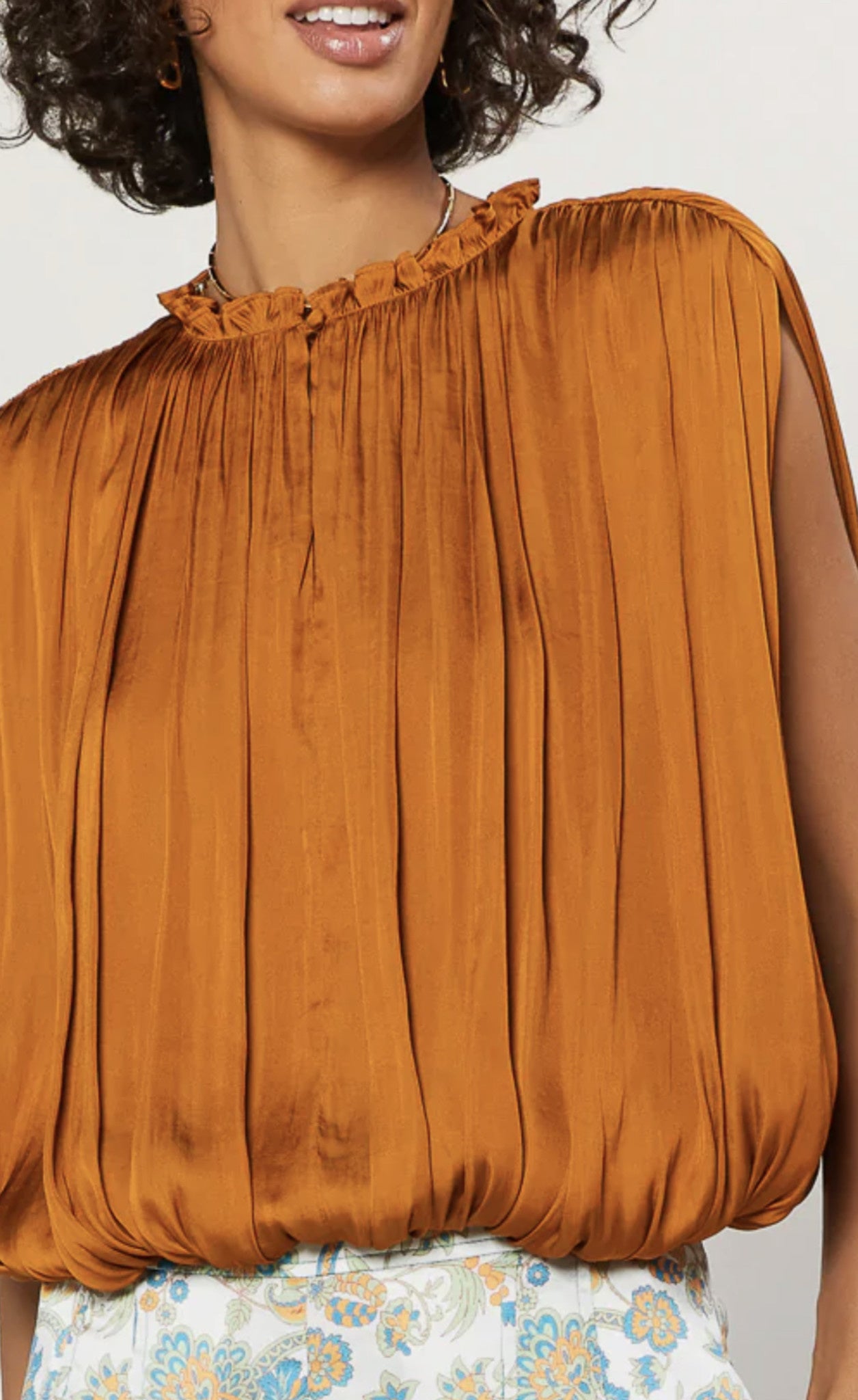 SLVLS SHIRRING TOP