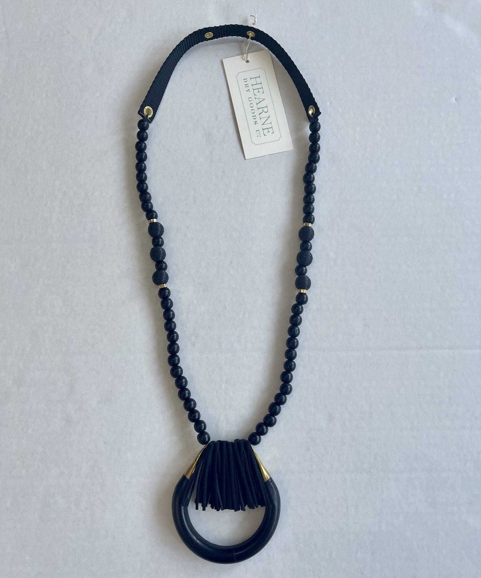 ASHLEY BLK FRINGE NECKLACE