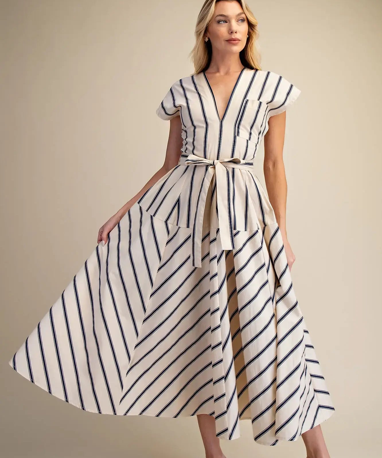 SSLV VNECK STRIPED MIDI