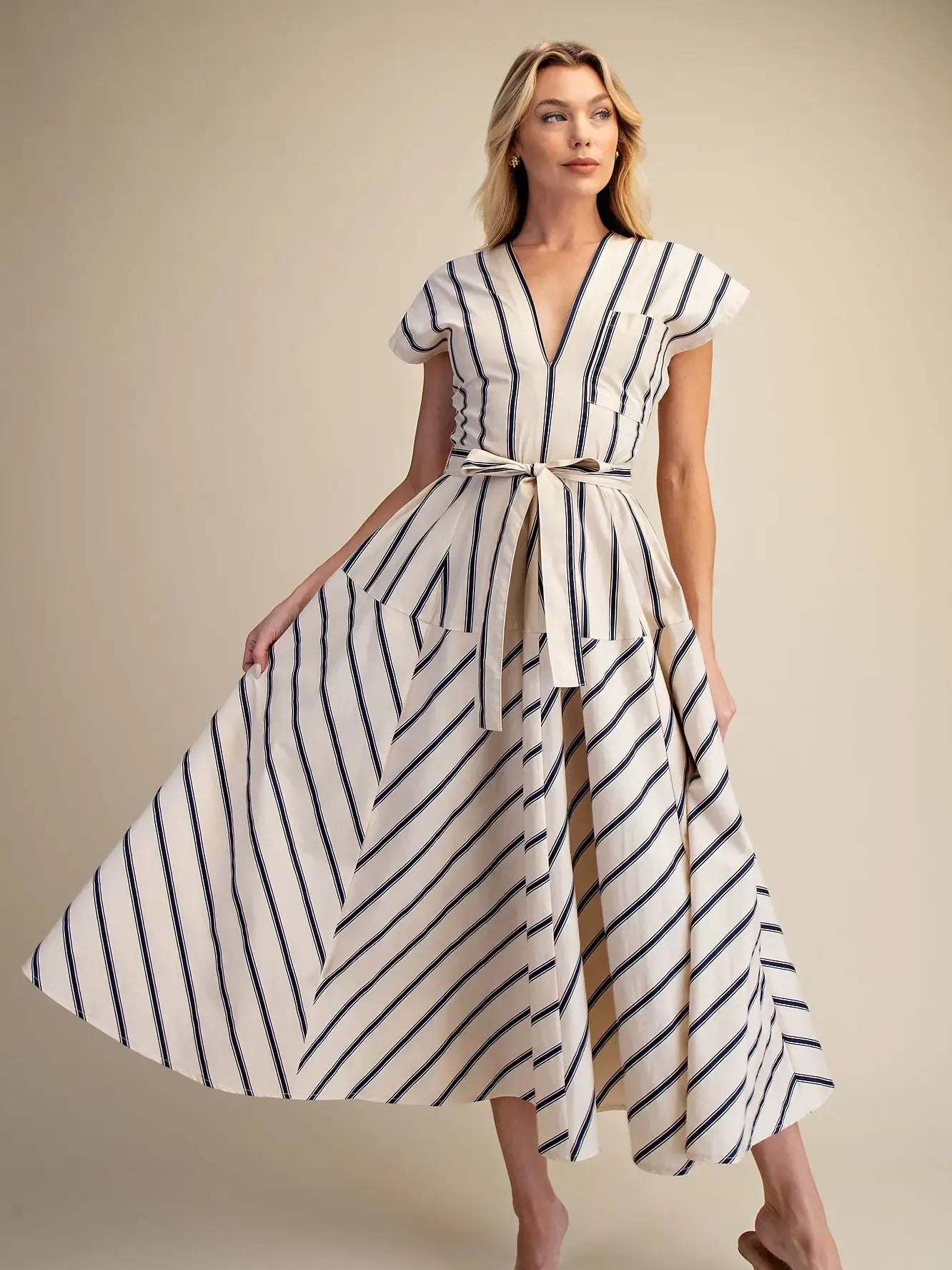 SSLV VNECK STRIPED MIDI