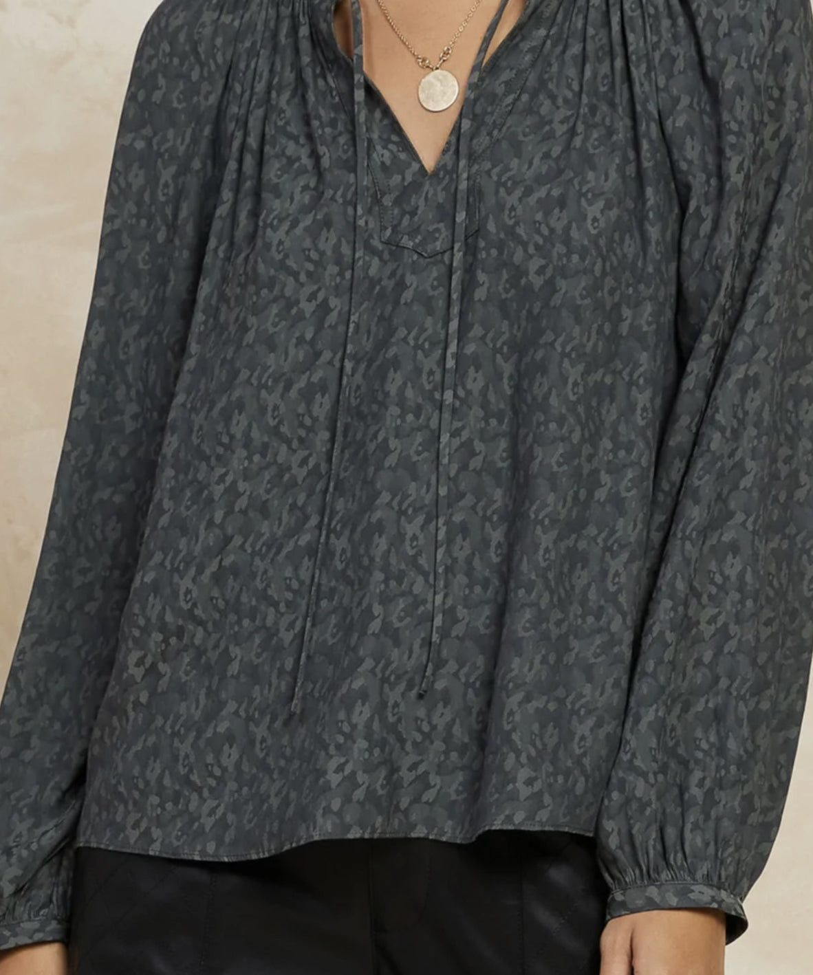 JACQUARD SELF TIE LSLV TOP