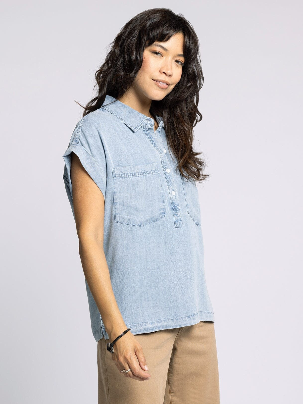 SABRINA DENIM SSLV BLOUSE