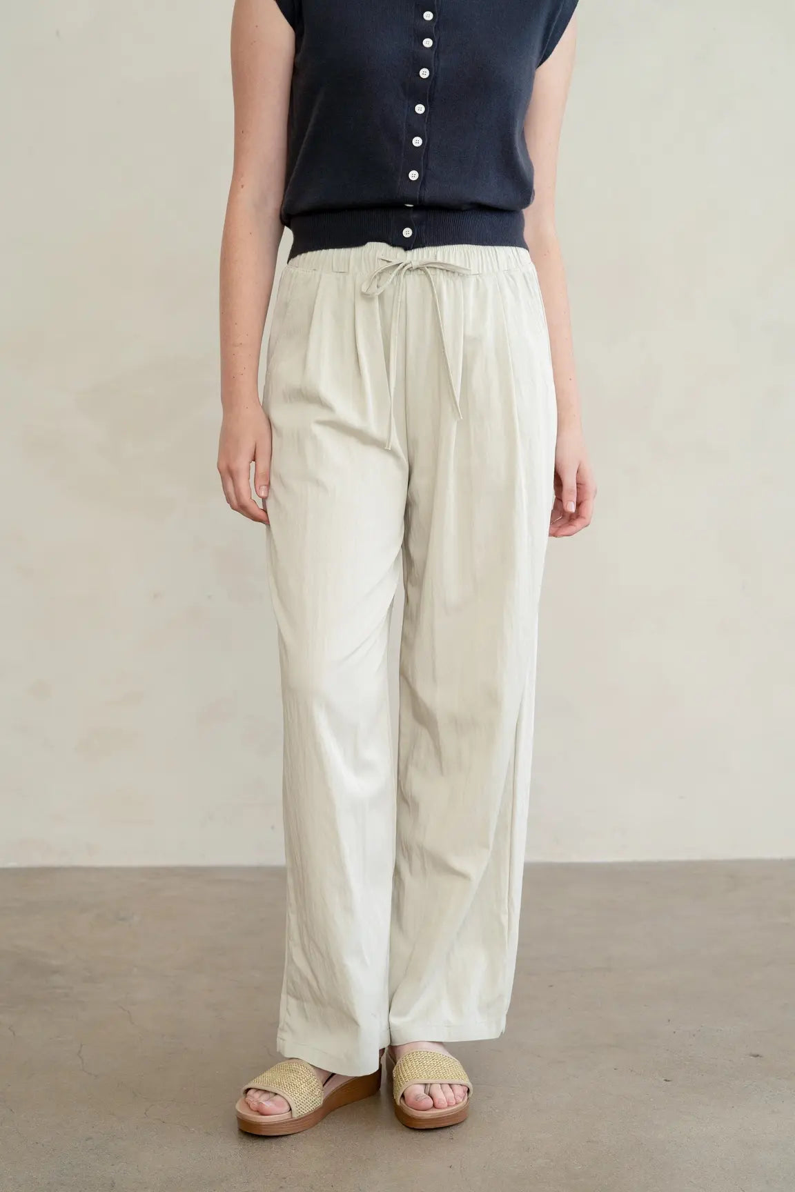 WIDE LEG DRAWSTRING PANT