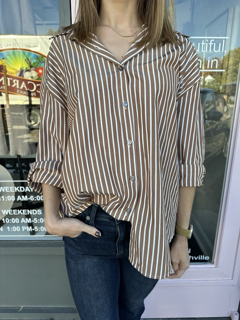 BUTTON DOWN BOYFRIEND STRIPED TOP