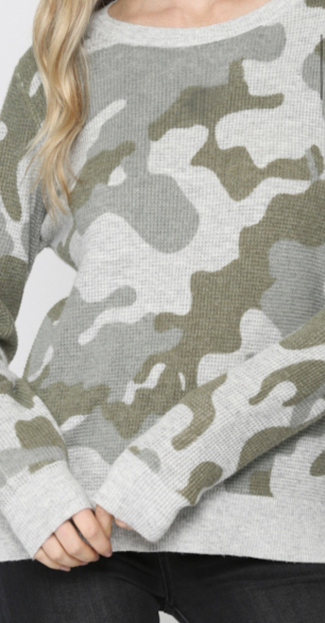 CAMO WAFFLE KNIT SWEATER