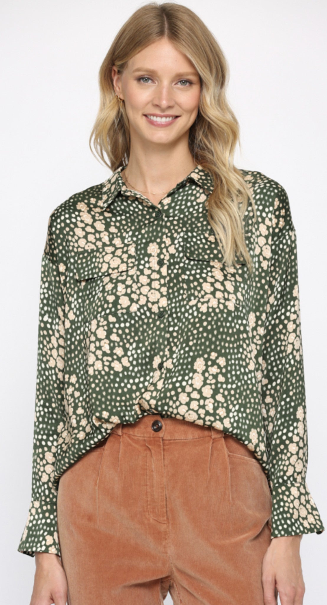 SATIN LSLV DBL POCKET PRINT TOP