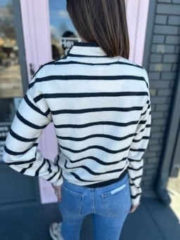 PEARL JEWELED SHOULDER STRIPED SWEATER