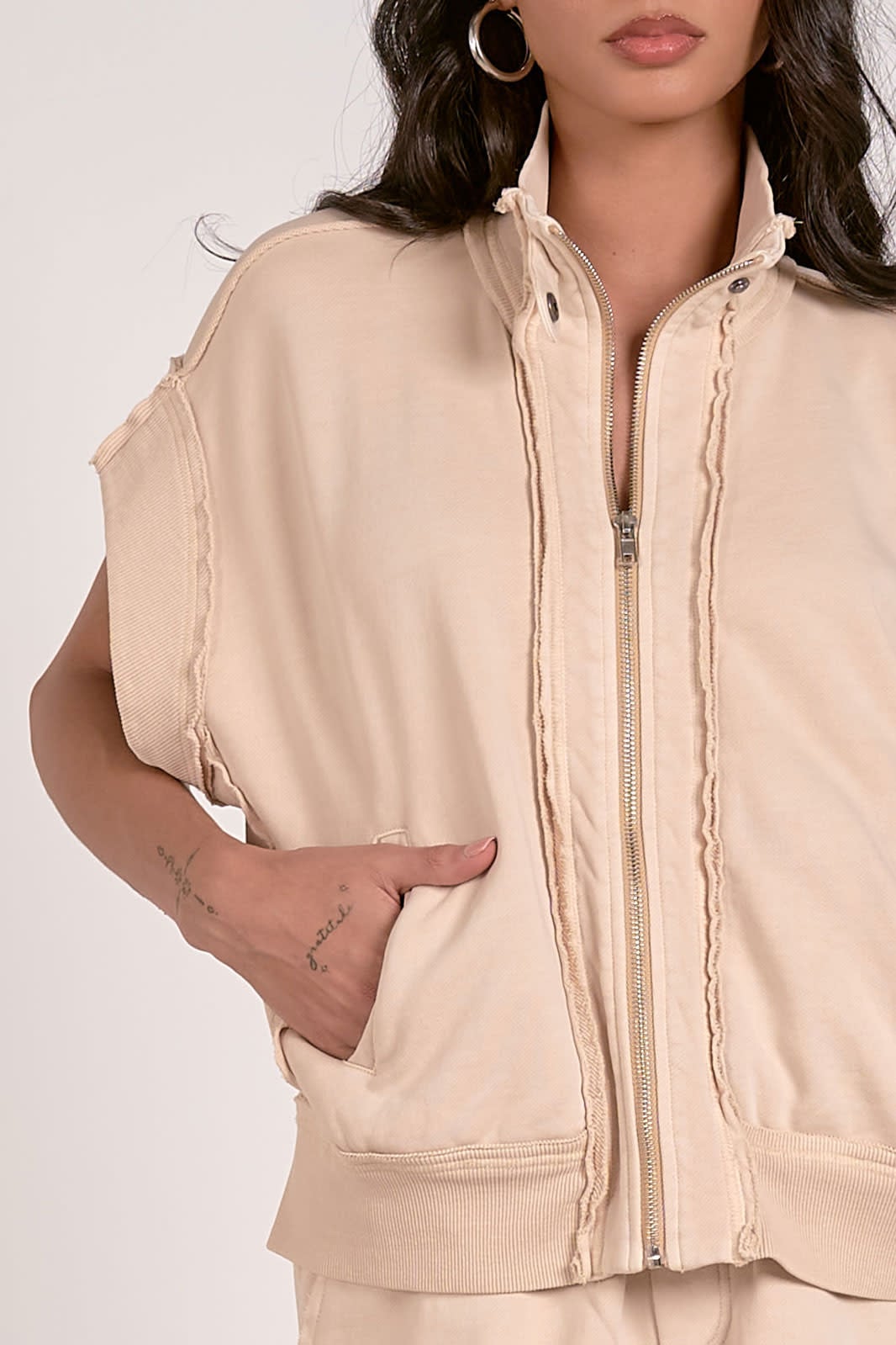 COMFY COTTON ZIPPER VEST