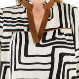 ABSTRACT PRINT LSLV VNECK TOP