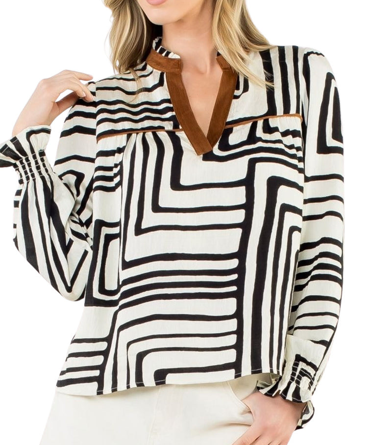 ABSTRACT PRINT LSLV VNECK TOP