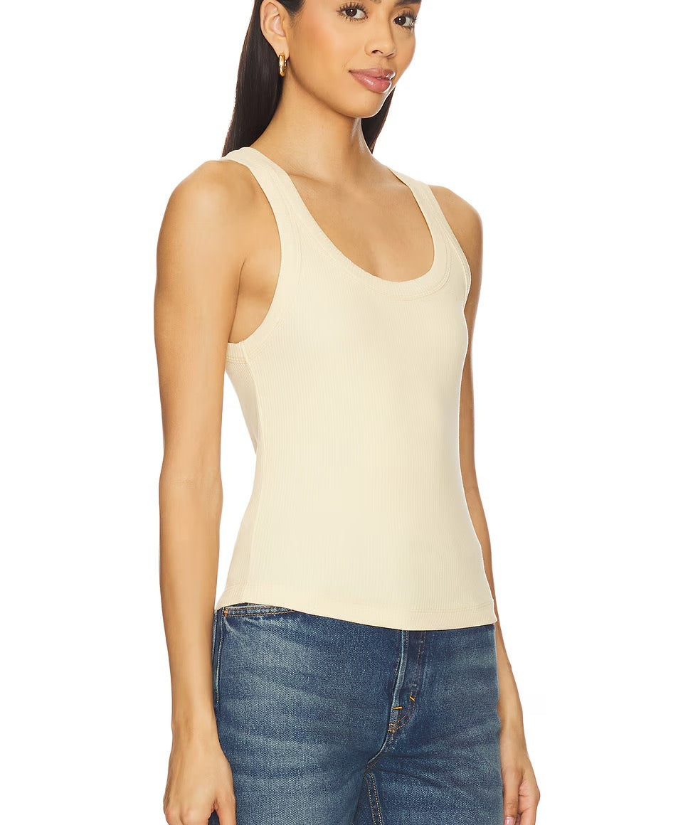 CHRISTY CURVED HEM TANK TOP