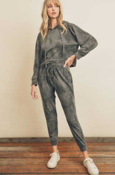 TIE DYE ATHLEISURE SET