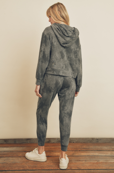 TIE DYE ATHLEISURE SET