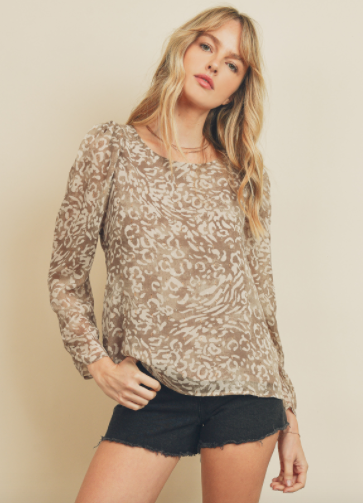 WILDCAT PUFF SHOULDER TOP