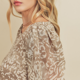 WILDCAT PUFF SHOULDER TOP