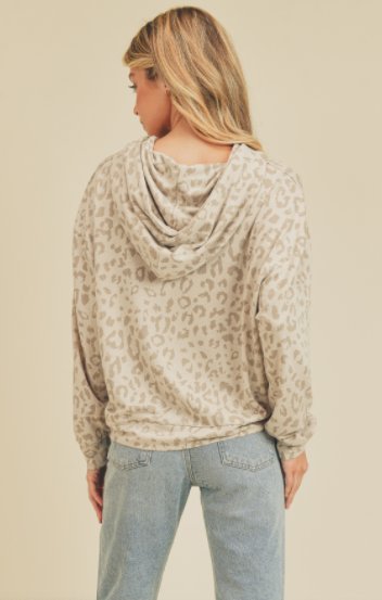 SOFT ANIMAL PRINT HOODIE