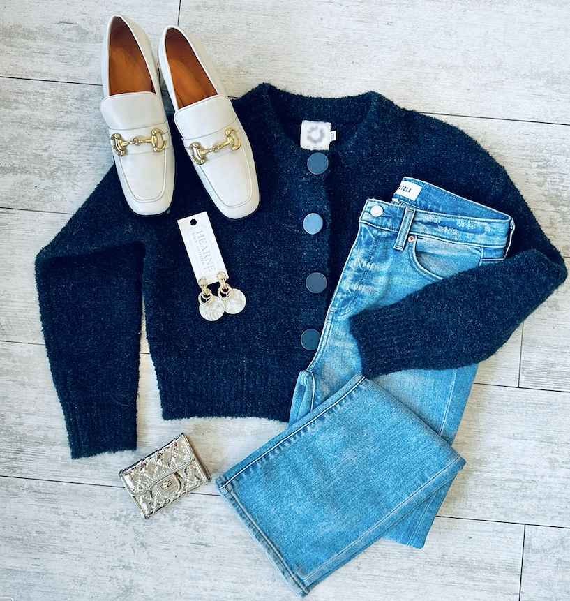 LG BUTTON CROP SWEATER