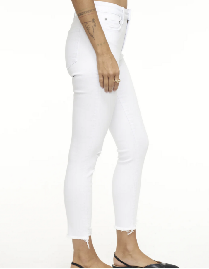 AUDREY CROP DISTRESSED JEAN