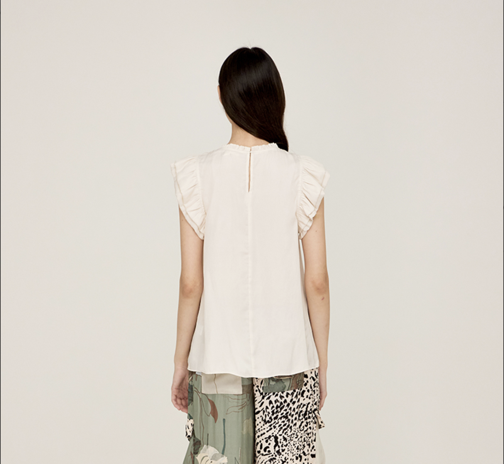 BUBBLE SLEEVE SATIN BLOUSE